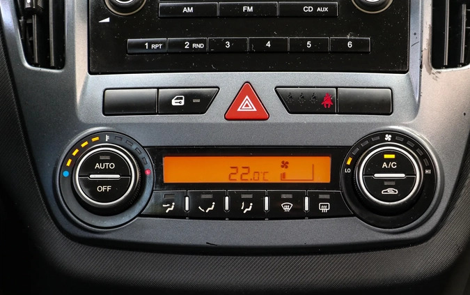 Kia Ceed cena 13900 przebieg: 214435, rok produkcji 2009 z Polanica-Zdrój małe 667
